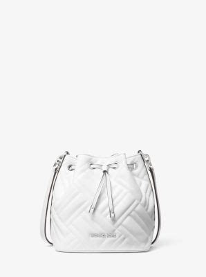 Michael Kors Peyton Quilted Bucket Crossbody Bag .